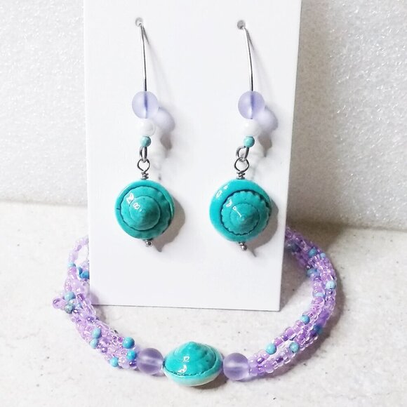 Lilac Lavender Turquoise! Upbeat Multi Colored Shell Bracelet + Earring Set - Picture 5 of 15